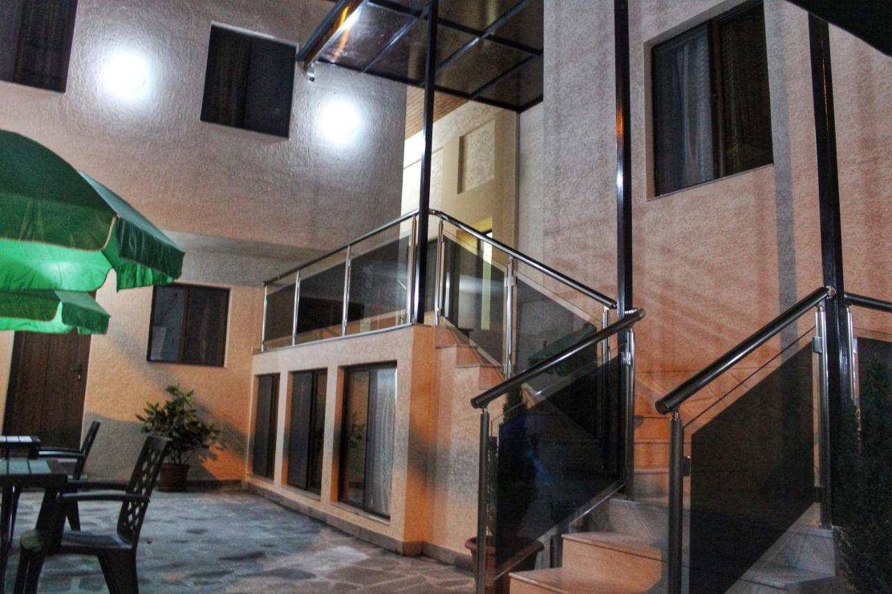 Hotel Elegant 2 Tbilisi Exteriér fotografie